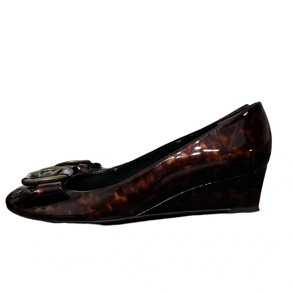 STUART WEITZMAN: Cognac Brown Tartaruga Wedge Pump - Size 7 1/2 - Picture 10 of 12